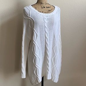 FOREVER 21 Cable Knit Sweater